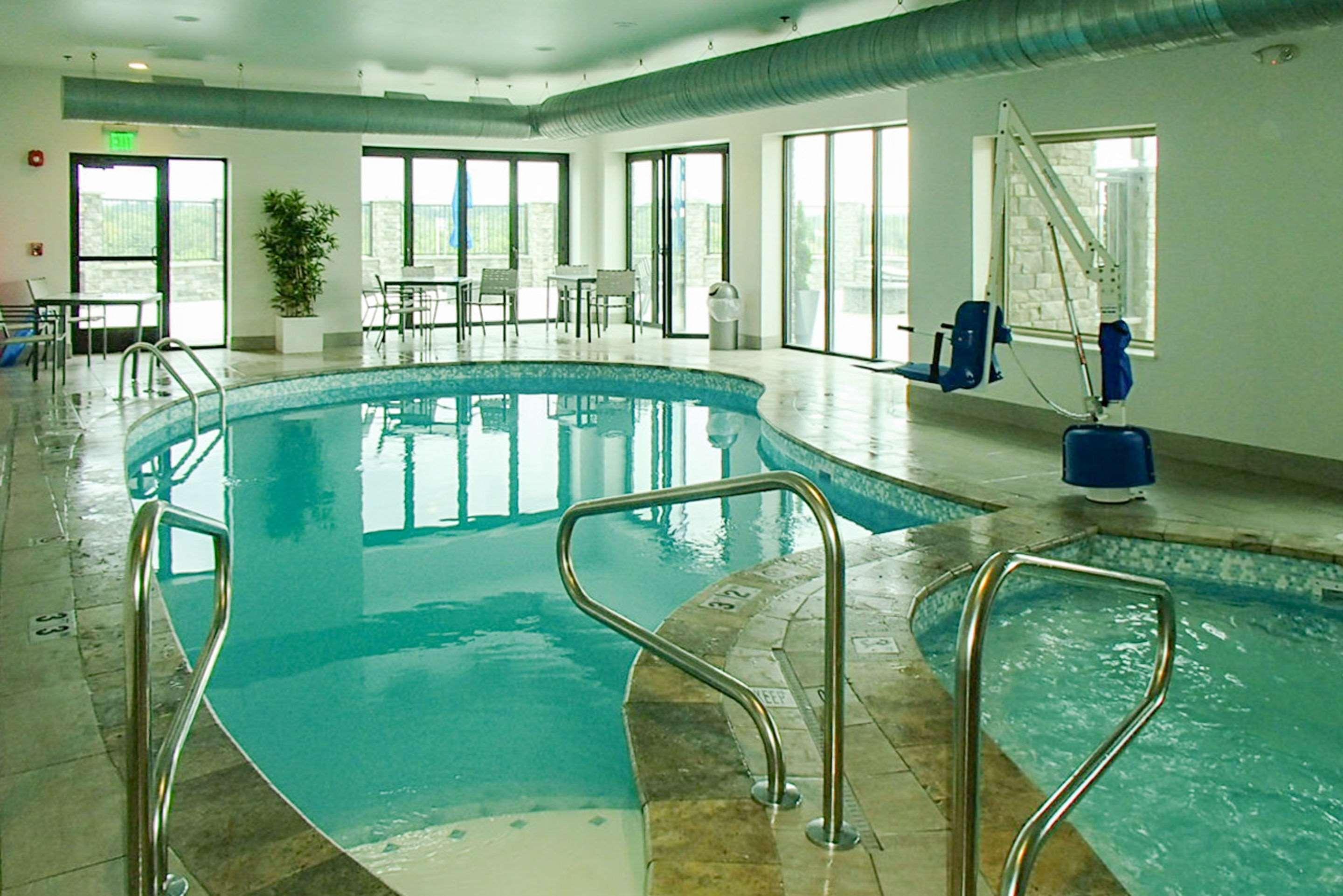 Garland Hotel, Ascend Hotel Collection New Concord Extérieur photo